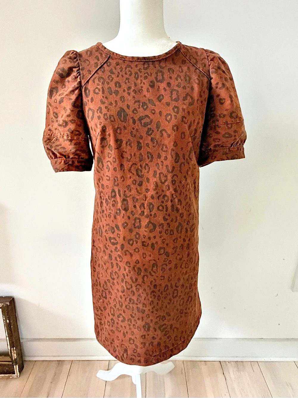 Universal Thread Leopard Print Puff Sleeve Mini Dress Size 4 Like New